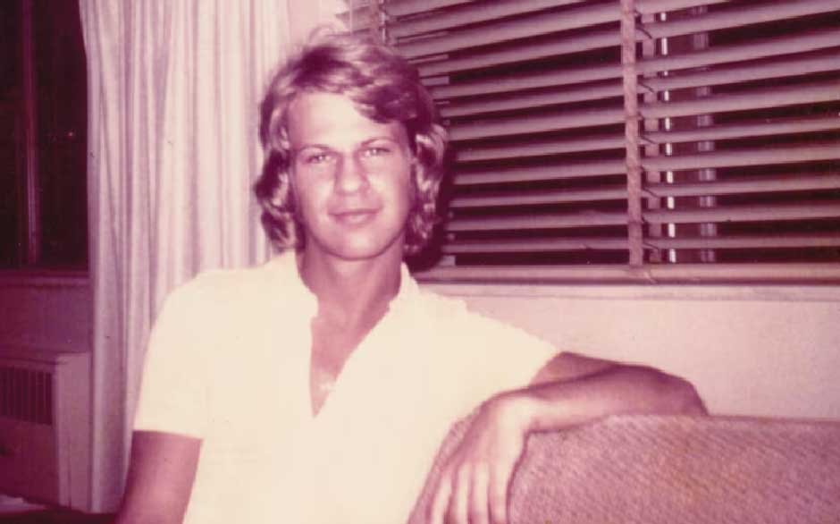 Debunking the Myth: Which TLC Member Died of AIDS
