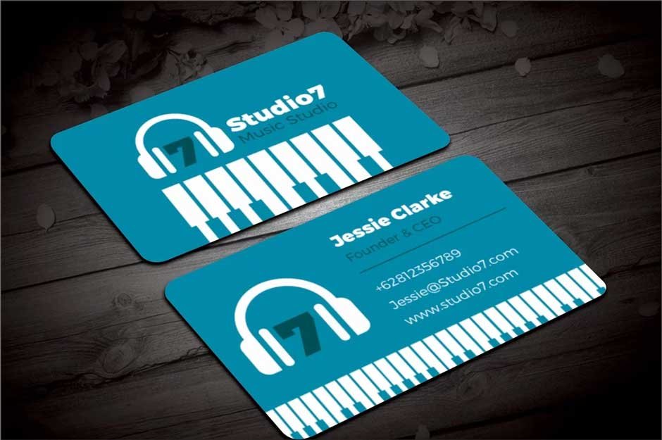 The Role of Print Business Cards in the Live Sound and Music Industry